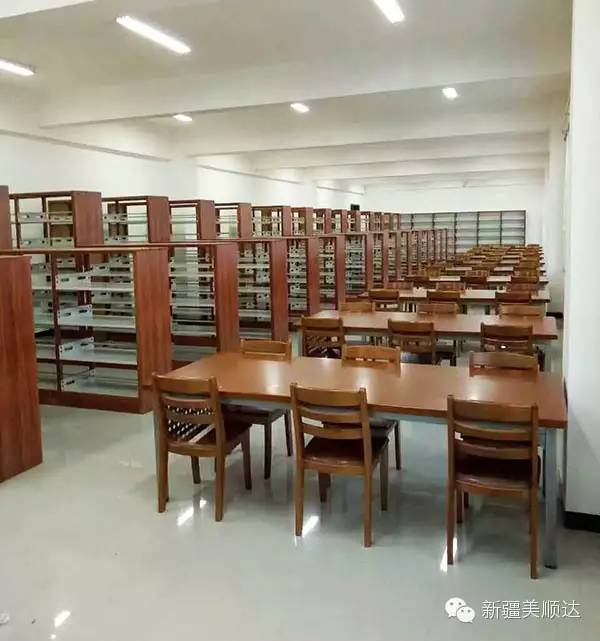 圖書館家具.jpg