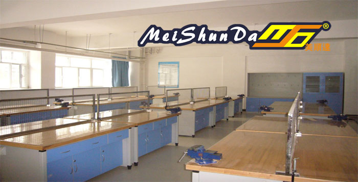 通用技術(shù)實(shí)踐室